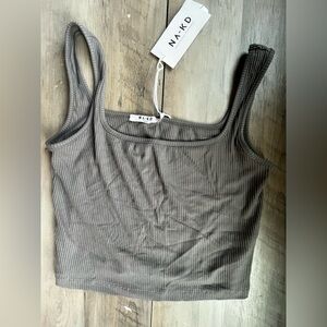 NA-KD : Squared neck Singlet